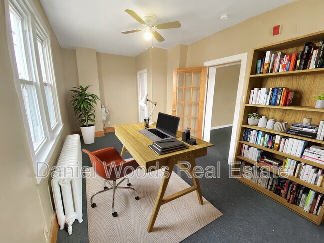 1614 68th Ave Unit 2