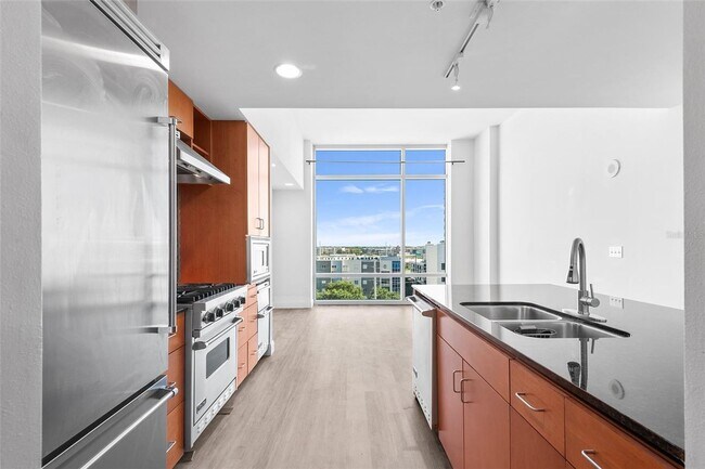 Photo - DOWNTOWN TAMPA CONDO!!