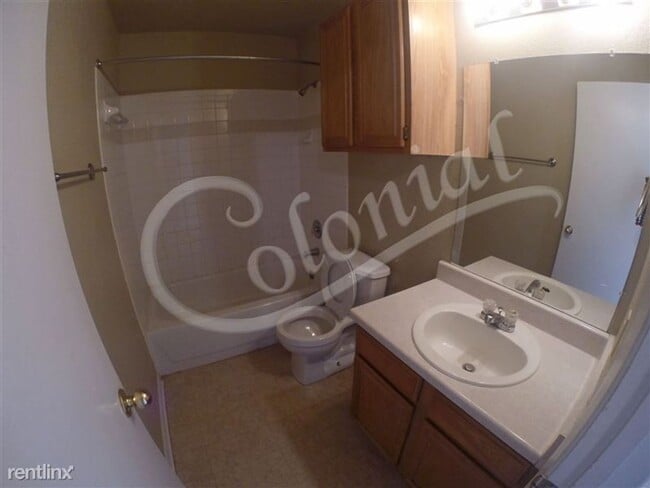 Photo - 1201 Monroe Loop Unit D