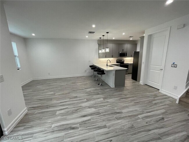 Photo - 7630 Rockefeller Dr