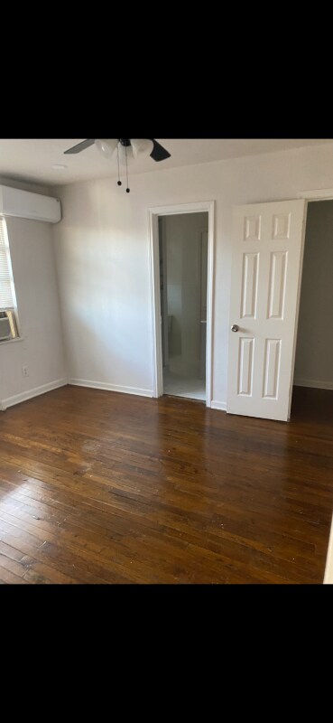 Photo - 1930 W Dallas St Unit 4