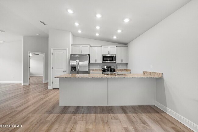 Photo - 1003 Bayside St