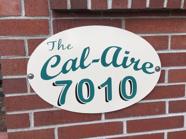 Photo - 7010 California Ave SW Unidad 3