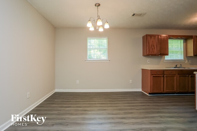 Photo - 252 Pine Valley Dr