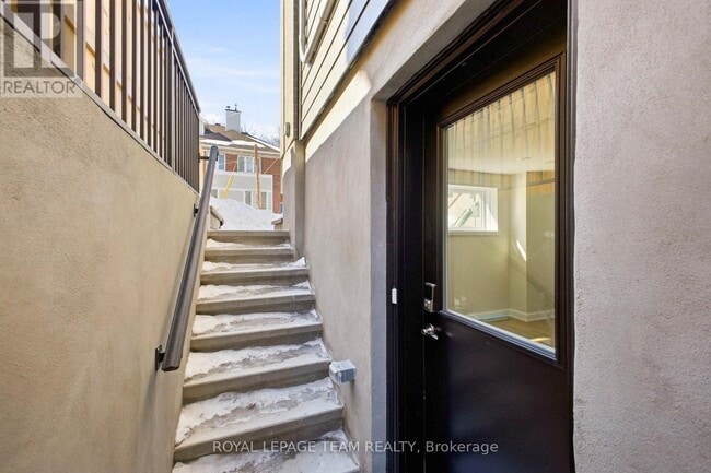 Photo - 7 Gwynne Ave