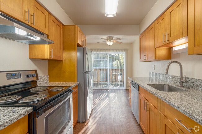 Interior Photo - Royal Greens Apartments