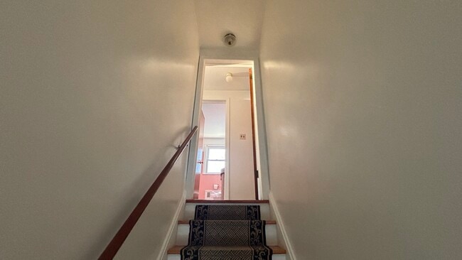 Photo - 870 Louisa St Apartamentos Unidad 2nd Floor