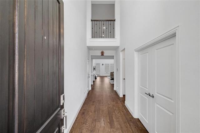 Photo - 1921 Bristol St