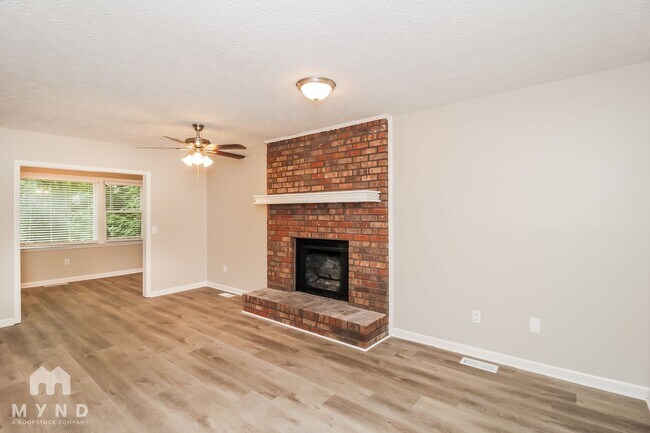 Photo - 9014 6 Branches Trail