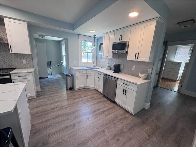 35 Elm St Unit B