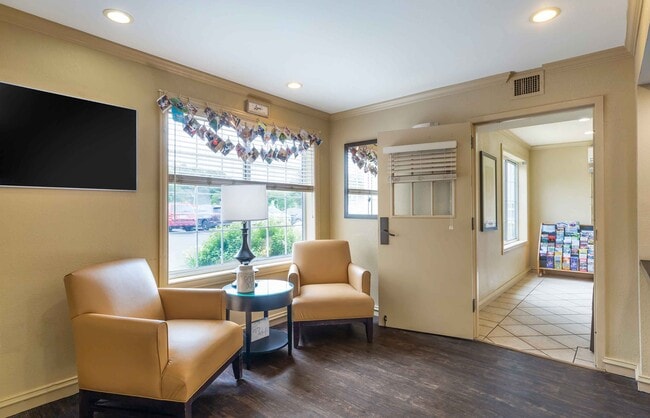 Furnished Studio-Boston - Marlborough