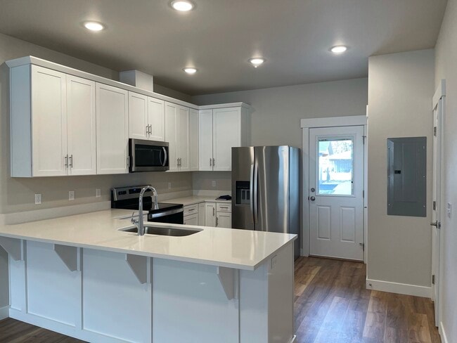 Photo - 430 S 2nd St