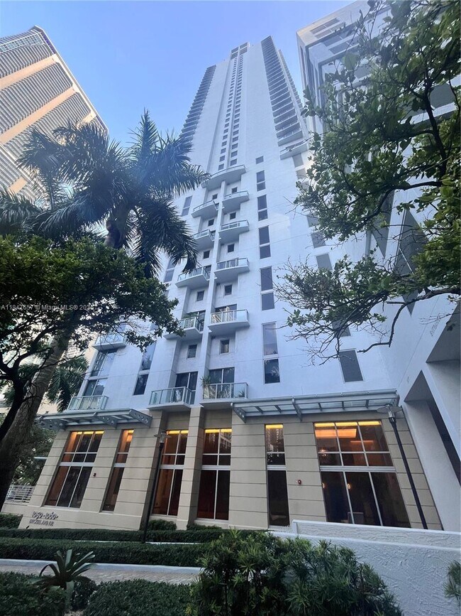Photo - 1060 Brickell Ave Condo Unit 2217