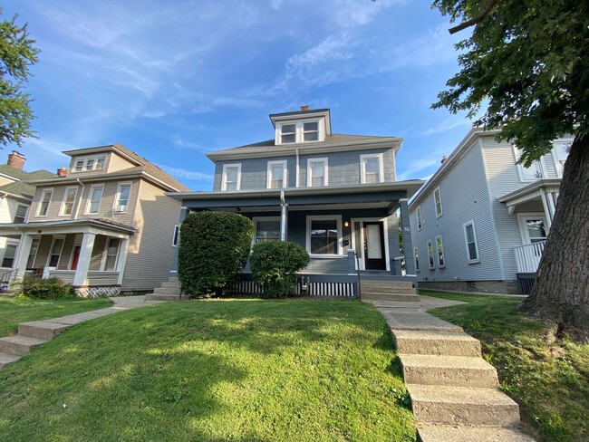 Building Photo - W Maynard Ave 50-52 RGI Unit 52