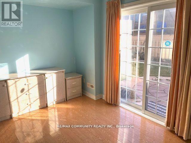 Photo - 88 Wharnsby Dr