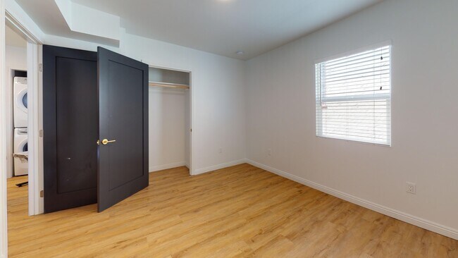 Photo - 2901 Bellevue