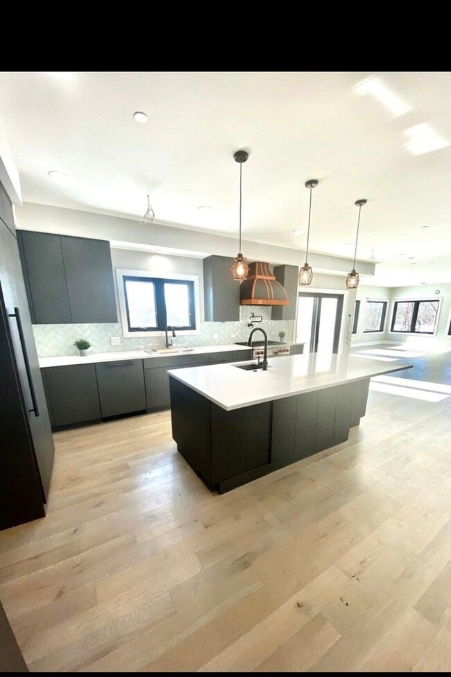 Photo - 6447 N Ridge Pl