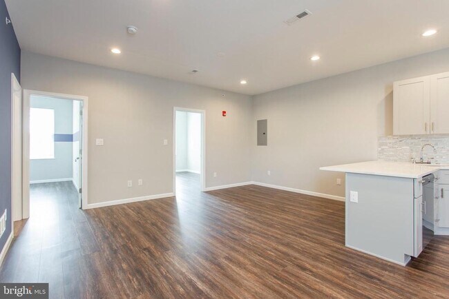 Photo - 1917 N 7th St Unit 3R