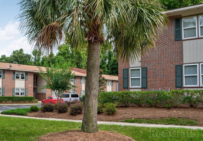 Photo - Andover Crossing Apartments