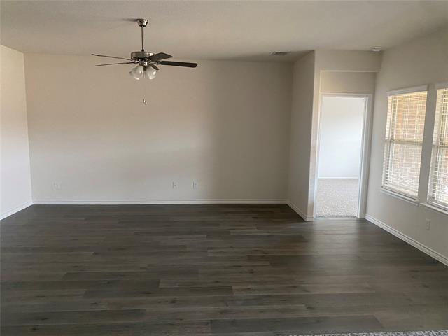 Photo - 2116 Camellia St