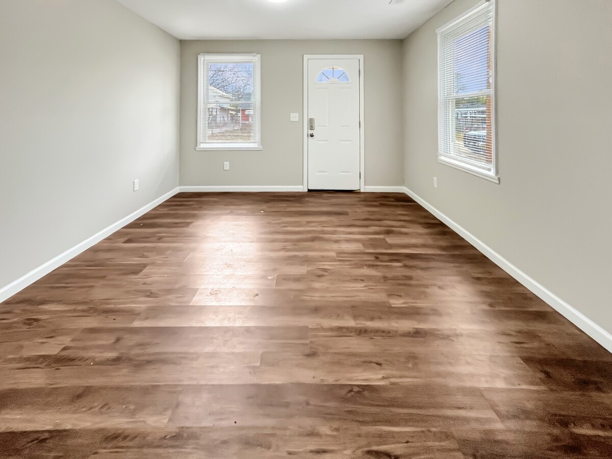 Photo - 415 Highlawn Ave