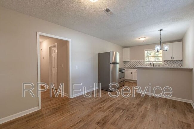 Photo - 1002 N Maple St Unit C