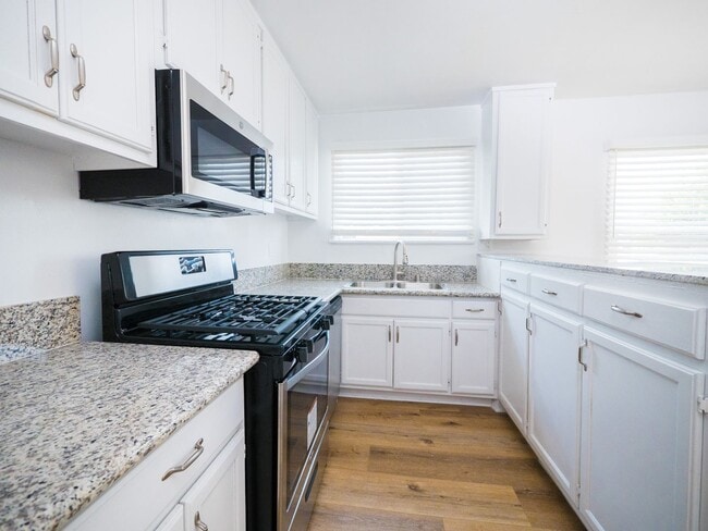 Photo - 11320 Tiara St