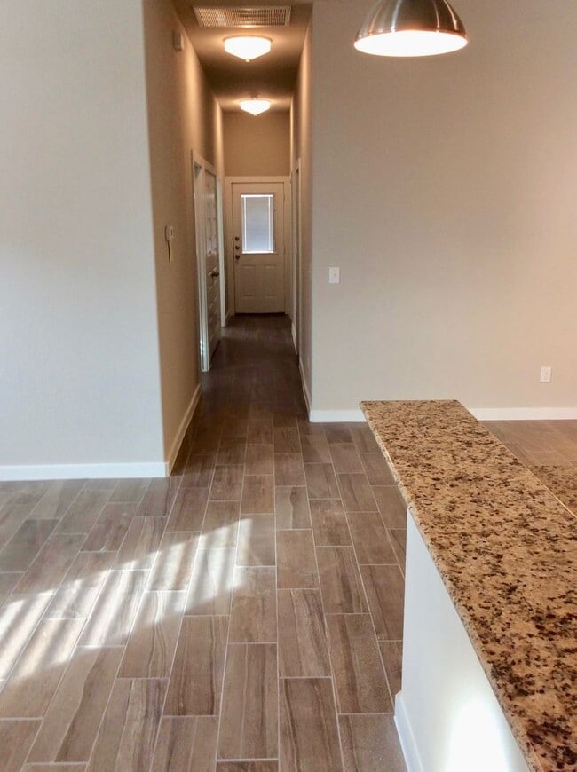 Photo - 203 Hidden Springs Dr