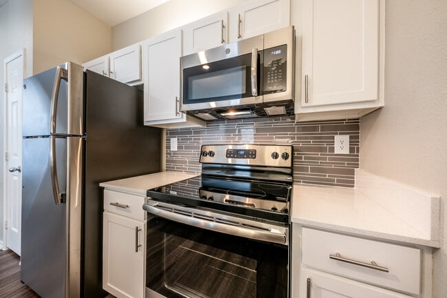 Regency Dell Ranch Apartments