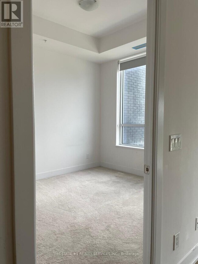 Photo - 7 Kenaston Gardens Unit 812