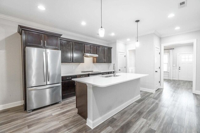 Photo - 5038 Shelterwood Dr NE