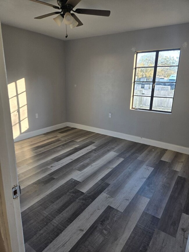 Photo - Charming 1-Bedroom Home for Rent in Zephyr...