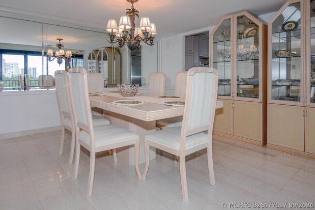 4200 N Ocean Dr Unit 2-605