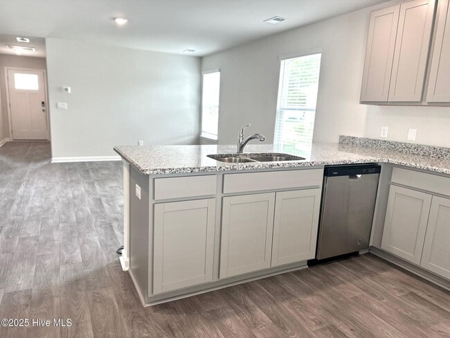 Photo - 1710 Whispering Pine St SW