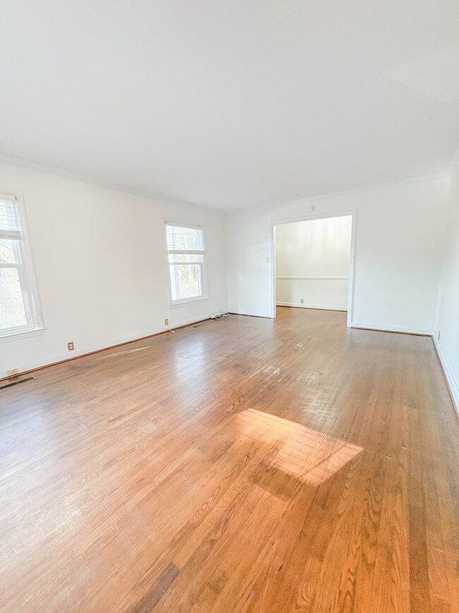 Photo - FIRST TWO WEEKS RENT FREE! 3 Bedroom 2 Bathroom with Detached Garage in Vanstory Hills