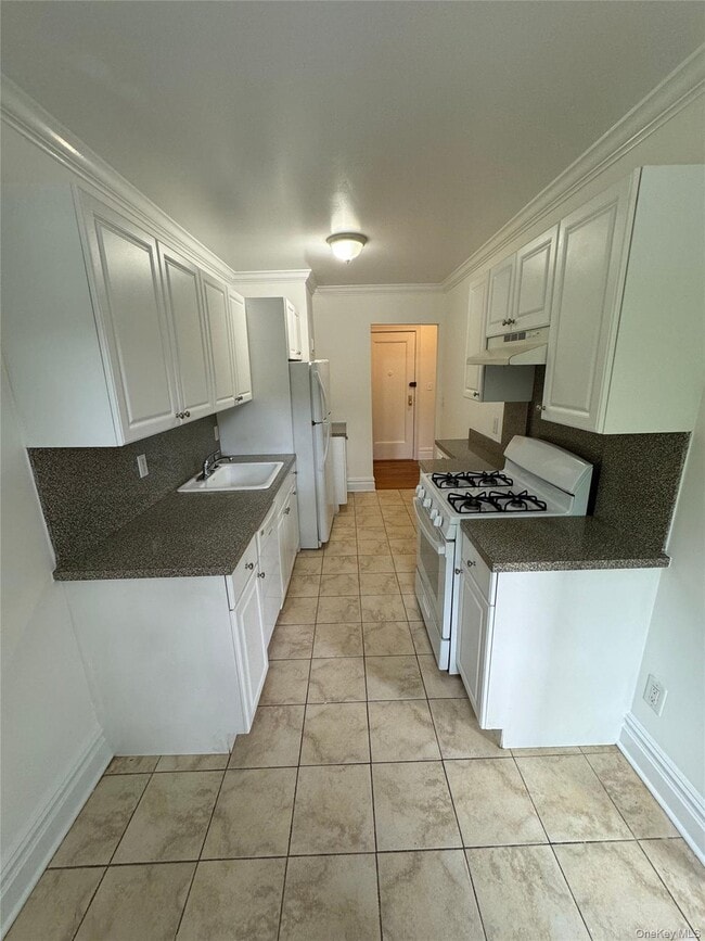Photo - 10 Wright Pl Unit A5