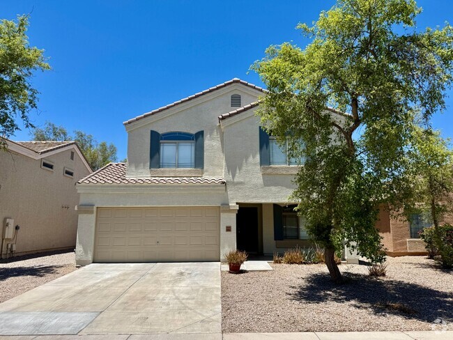 Building Photo - Remodeled 5 Bedroom/3 Bathroom + Large Lof... Rental