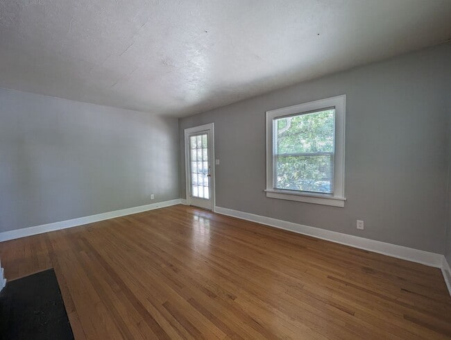 Photo - Nice 2 Bedroom, 1-Bath Bungalow Style Home!