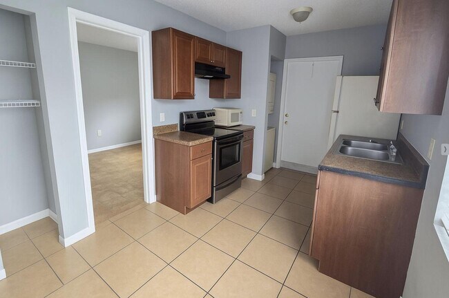 5115 4th Rd N Apartment West - Image
