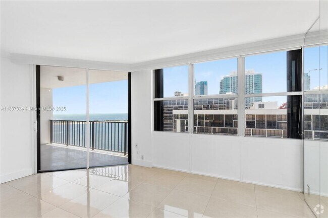 Building Photo - 1901 Brickell Ave Unit B1903 Rental