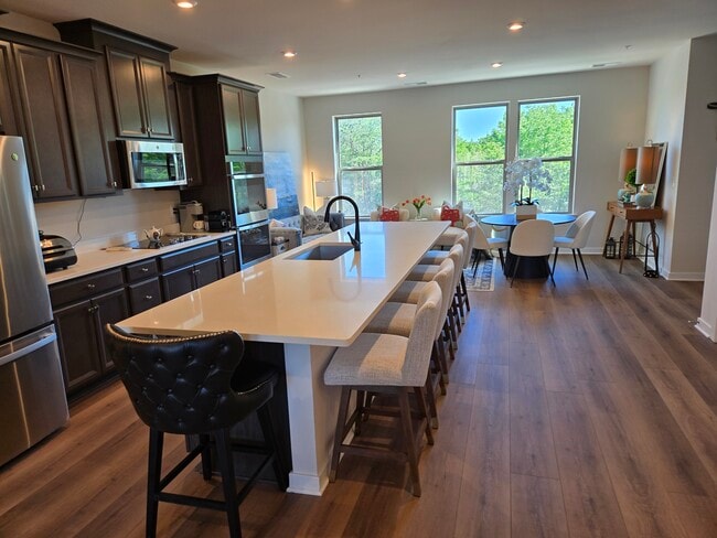 Photo - 13508 Innovation Station Lp Unit 13508