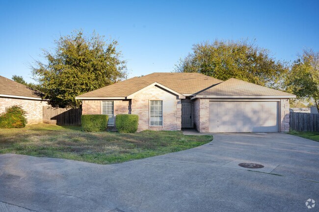 Building Photo - Desoto home on Cul-de-sac