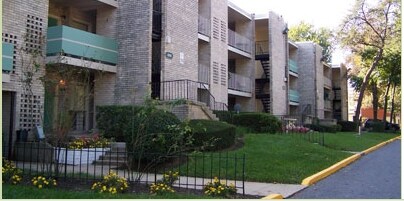 Photo - Pinebrook Apartments