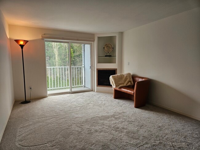 18621 Blueberry Ln Unit A311