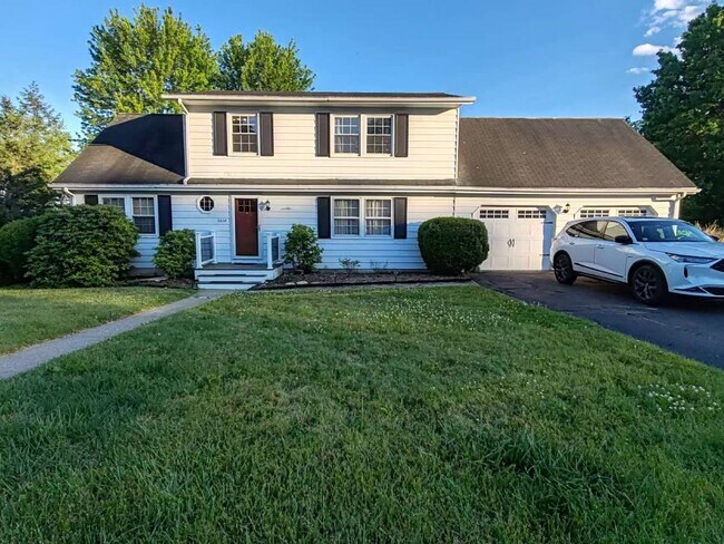 2028 Kim Dr