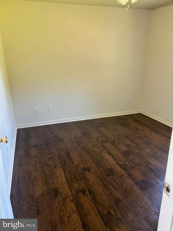 Photo - 1011 Zircon Ct