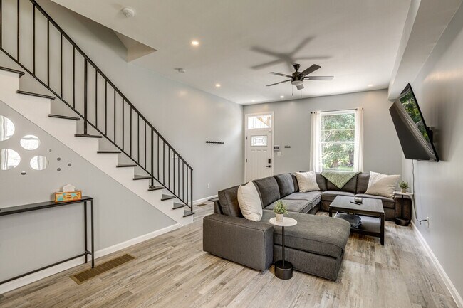 Photo - 5321 Wakefield St Unit ID1386017P