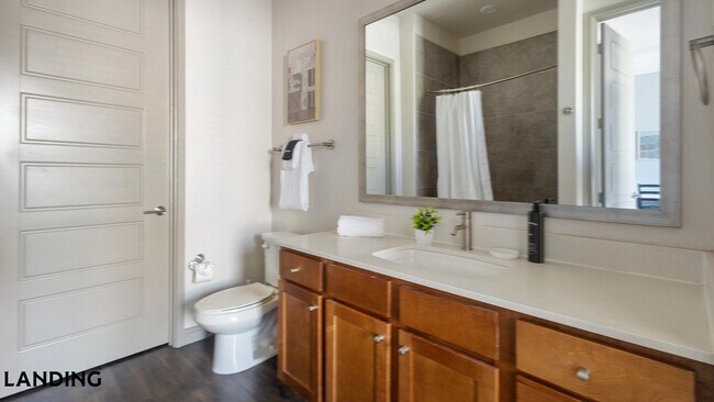 1711 Caroline St Unit 213