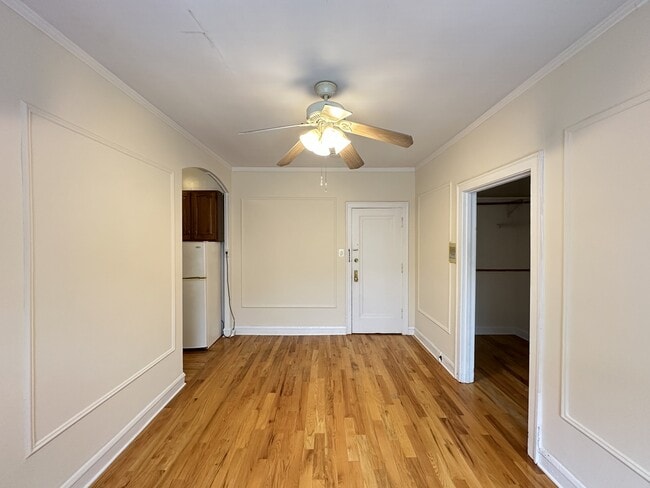 Photo - 2849 N Burling St Unit 303