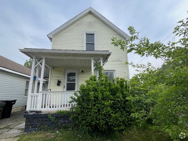Building Photo - 1516 Dunham St Rental
